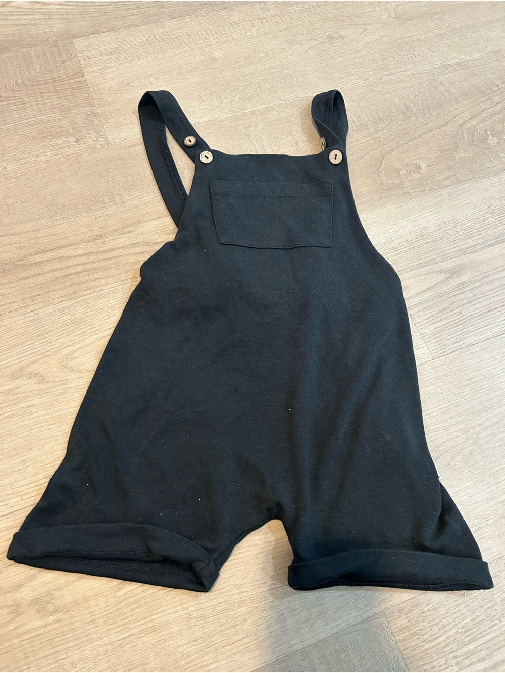 Little & Lively Black Shortie Overalls / Romper Size 5T/6T